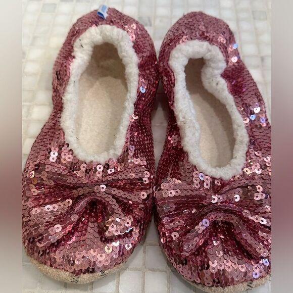 Lot of Three Girls/Women’s House Shoes Slippers (Pink Sequin, Rabbit, Pig) - Picture 11 of 12